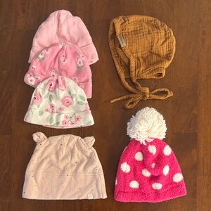 EUC Set of 6 Baby Hats - 0-24 months